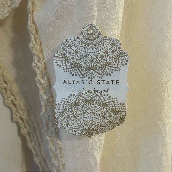 Altar’d State Cream Crochet Trim Midi Boho Festival Kimono Kaftan XS Coverup - Picture 10 of 16